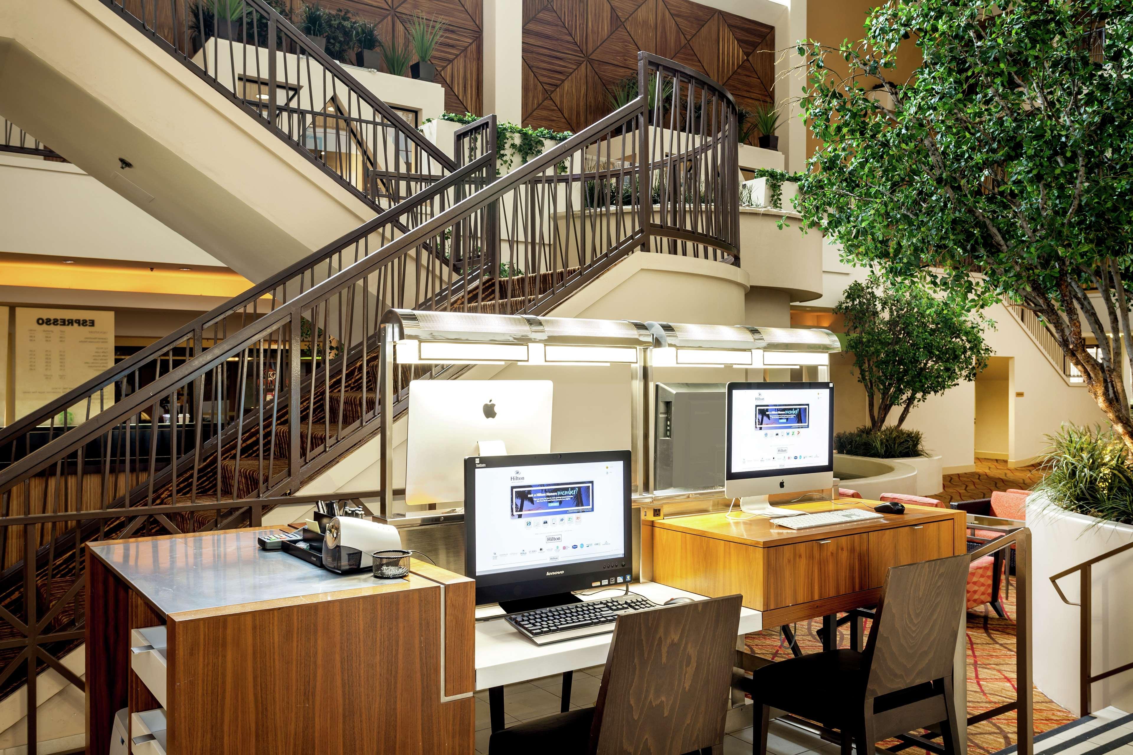 Hotel Hilton Stockton Zewnętrze zdjęcie