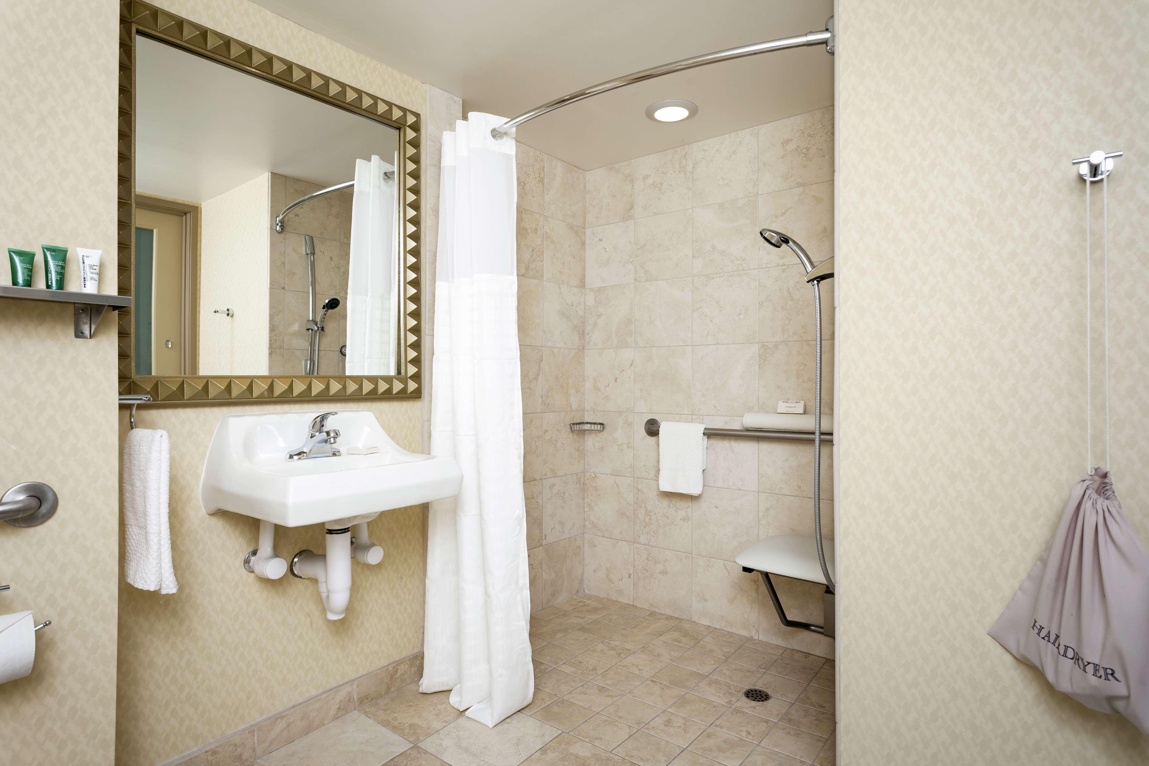 Hotel Hilton Stockton Zewnętrze zdjęcie